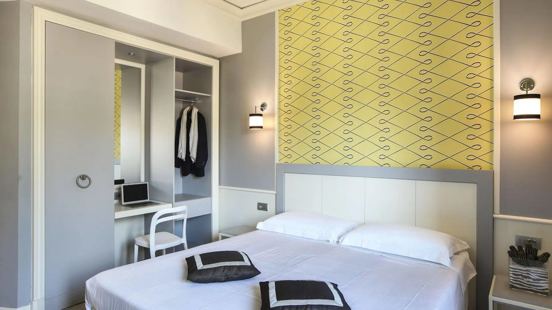 Hotel Golf Florence 3*,